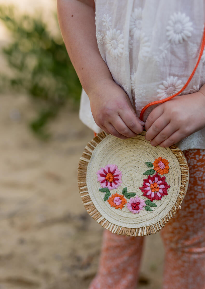 ACORN DAHLIA STRAW BAG