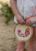 ACORN DAHLIA STRAW BAG