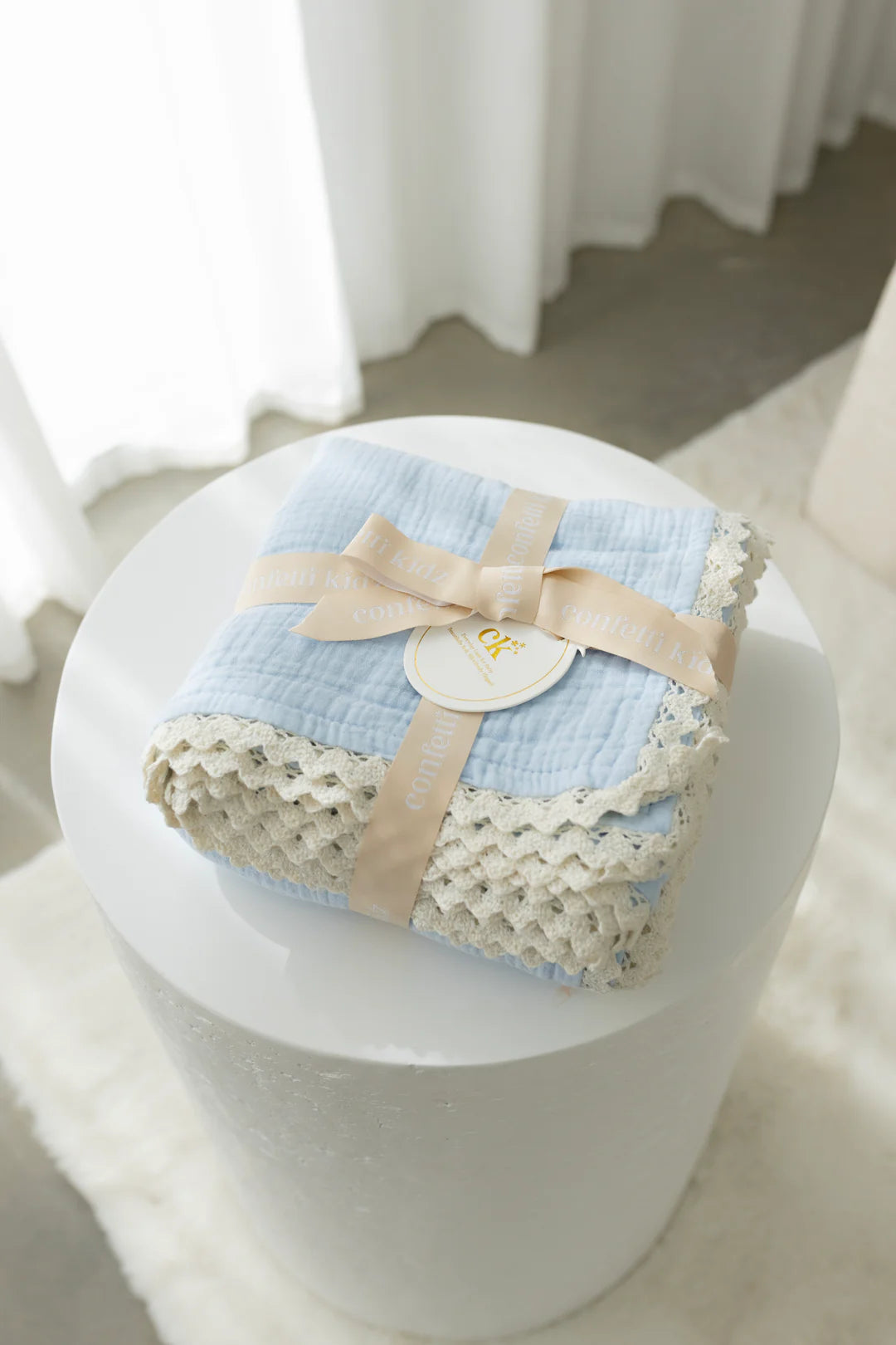 CONFETTI KIDZ MUSLIN BLANKET WITH LACE TRIM - SOFT BLUE