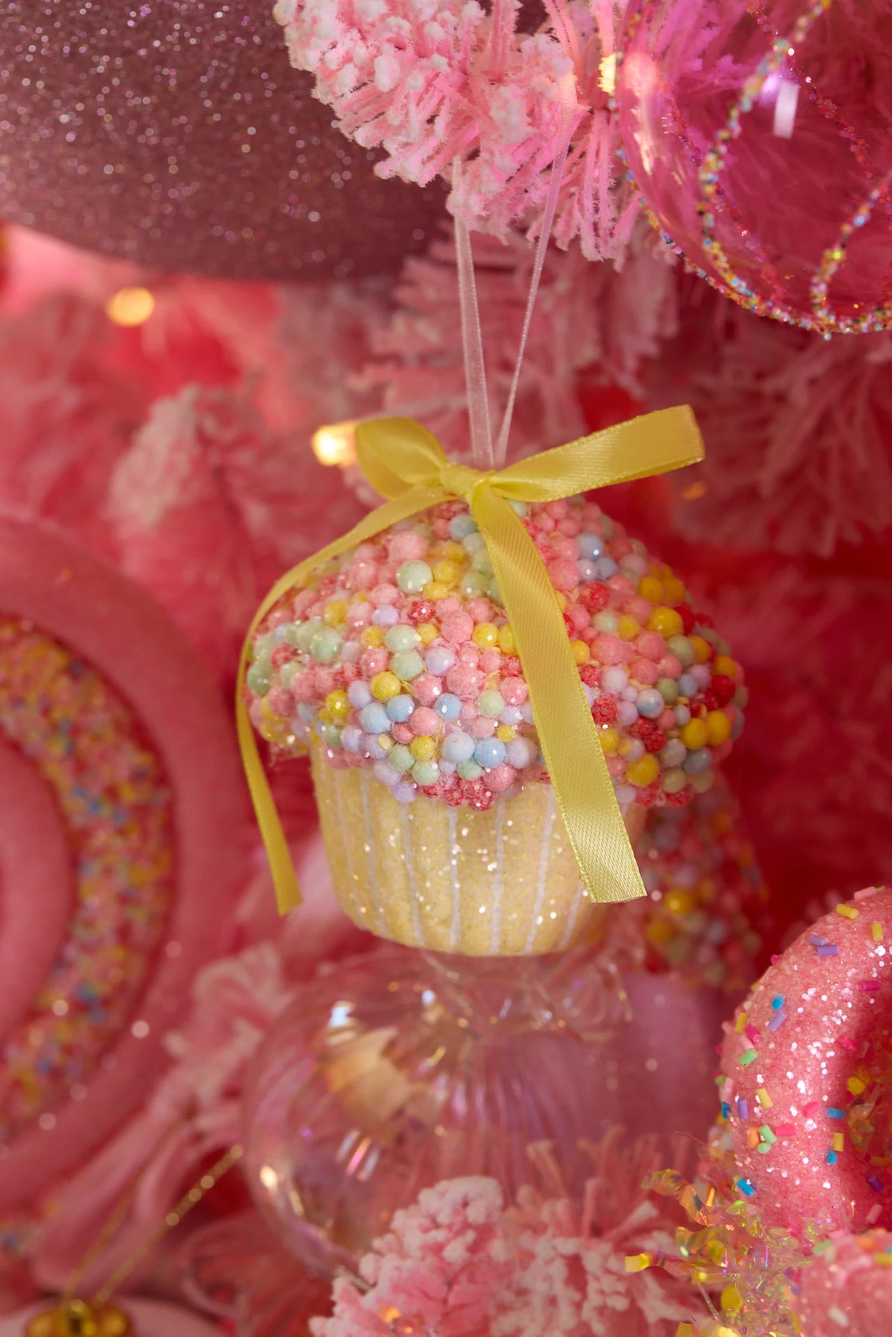 PASTEL SPRINKLES CUPCAKES (INDIVIDUAL)