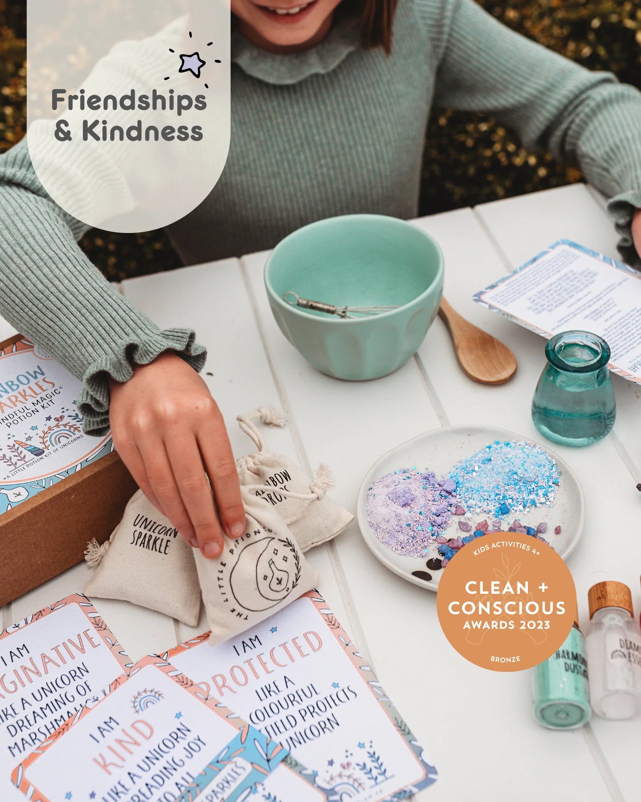 THE LITTLE POTION CO-RAINBOW SPARKLES MINDFUL MAGIC POTION KIT