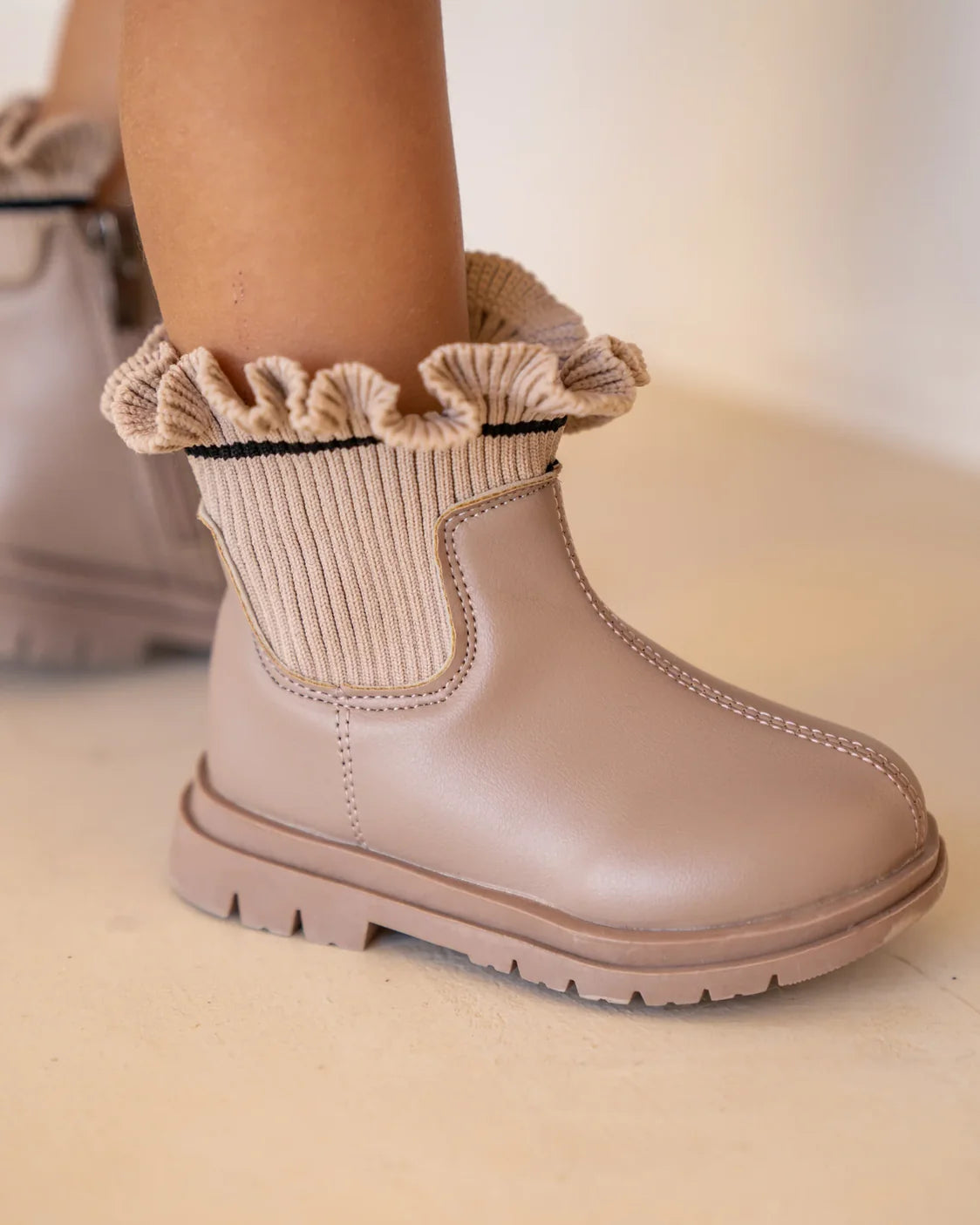WALNUT FLORA BOOT NEUTRAL