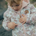 CRYWOLF REVERSIBLE ECO PUFFER DAISY FLORAL