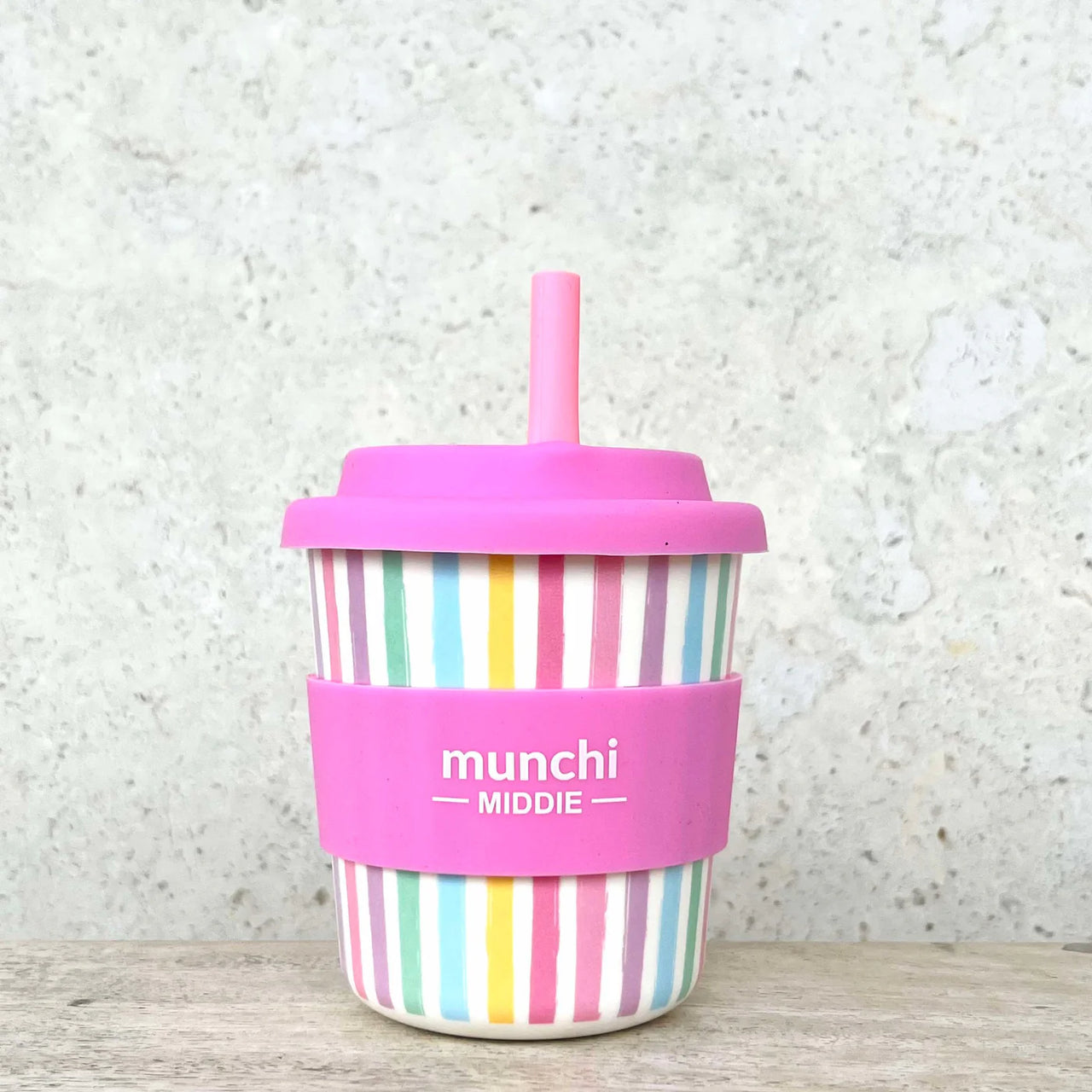 MUNCHI CALYPSO MIDDIE SINGLE CUP (8oz/240ml) WITH PINK STRAW