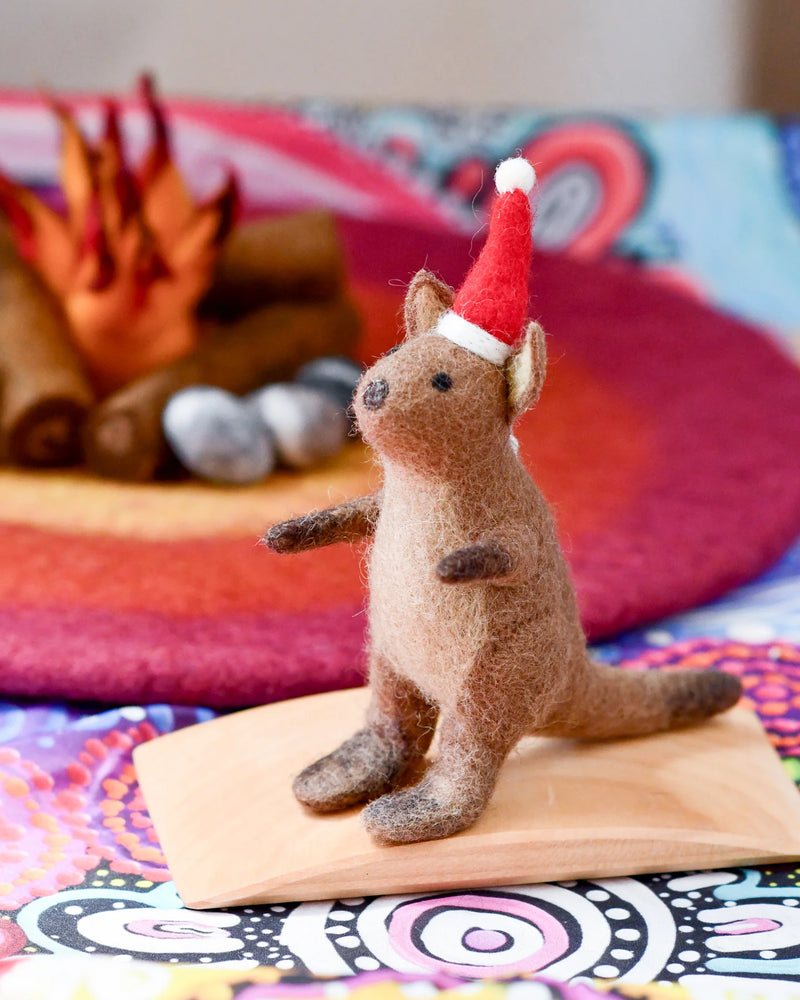 TARA TREASURES FELT KANGAROO CHRISTMAS ORNAMENT