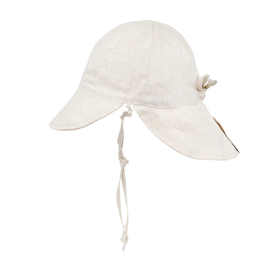 BEDHEAD LOUNGER REVERSIBLE FLAP SUNHAT - DAISY