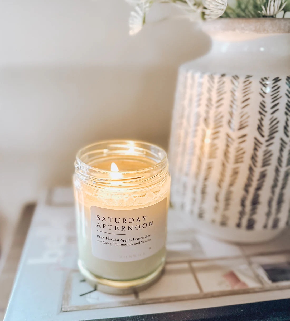 MILKWICK SATURDAY AFTERNOON CANDLE LGE 250ML