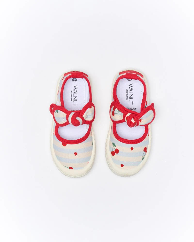 WALNUT MILLIE CANVAS SUMMER CHERRIES