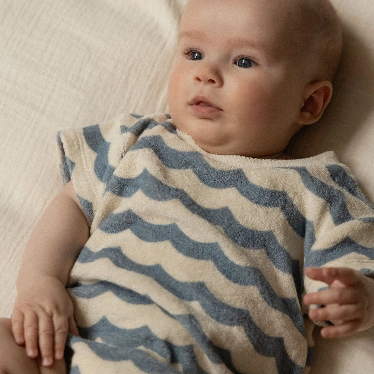 NATURE BABY JUNO ROMPER TERRY WAVES PRINT