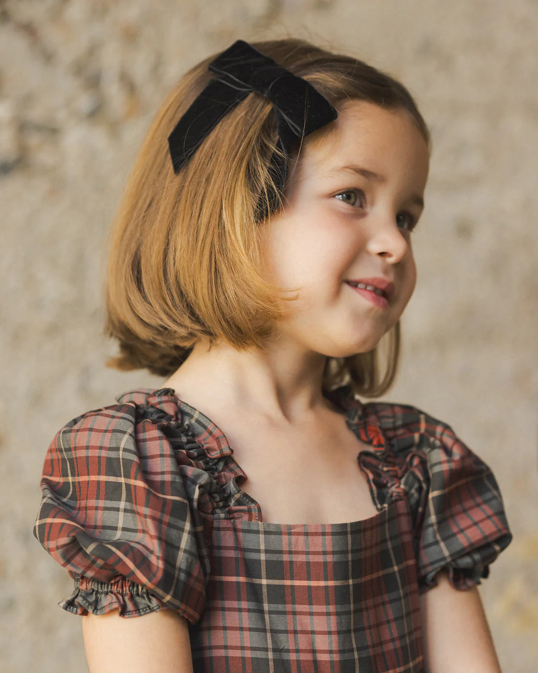 NORA LEE VELVET BOW BLACK