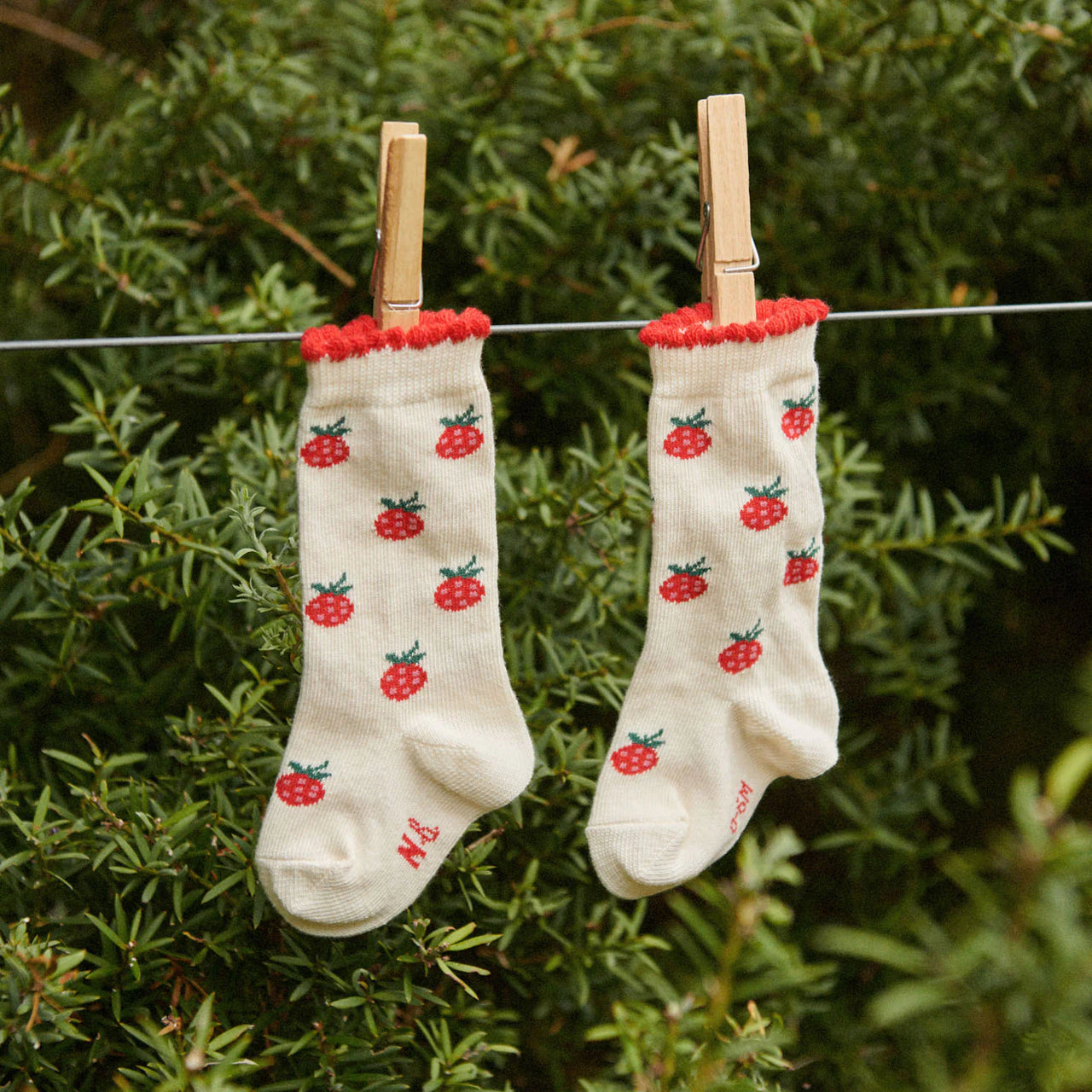 NATURE BABY ORGANIC COTTON SOCKS RASPBERRIES
