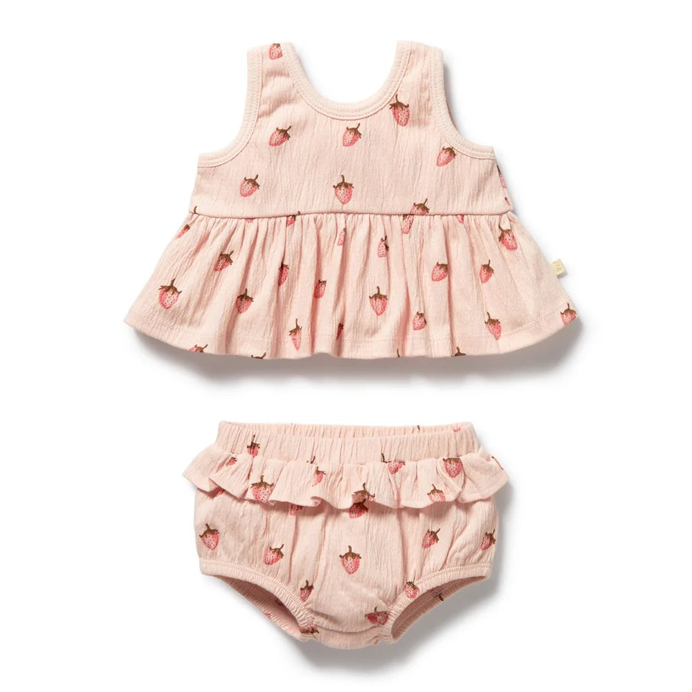 WILSON & FRENCHY STRAWBERRY KISSES ORGANIC RUFFLE SET