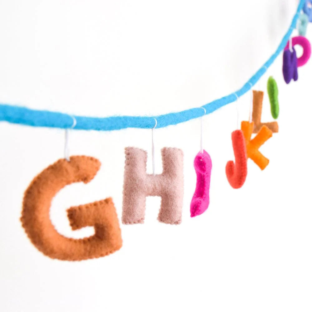 TARA TREASURES ALPHABET GARLAND A-Z - COLOURFUL