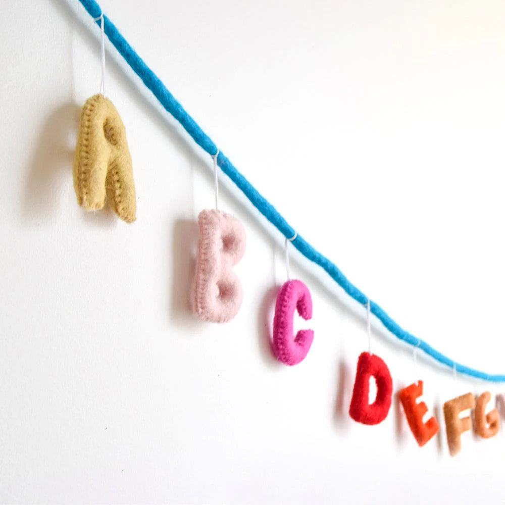 TARA TREASURES ALPHABET GARLAND A-Z - COLOURFUL
