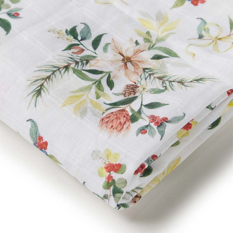 SNUGGLEHUNNY FESTIVE BERRY ORGANIC MUSLIN WRAP