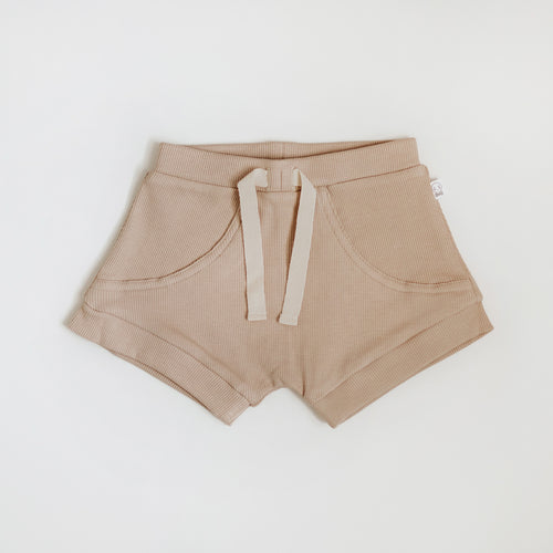 SNUGGLEHUNNY PEBBLE SHORTS