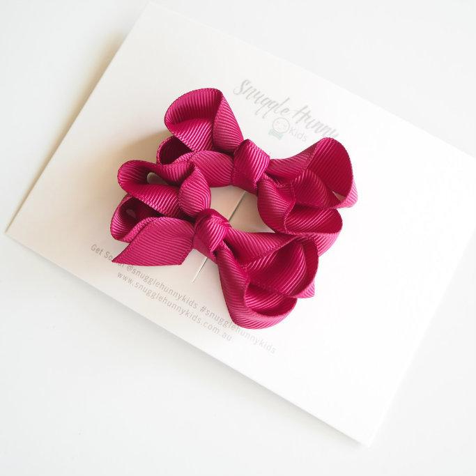 BURGUNDY CLIP BOW SMALL PAIR